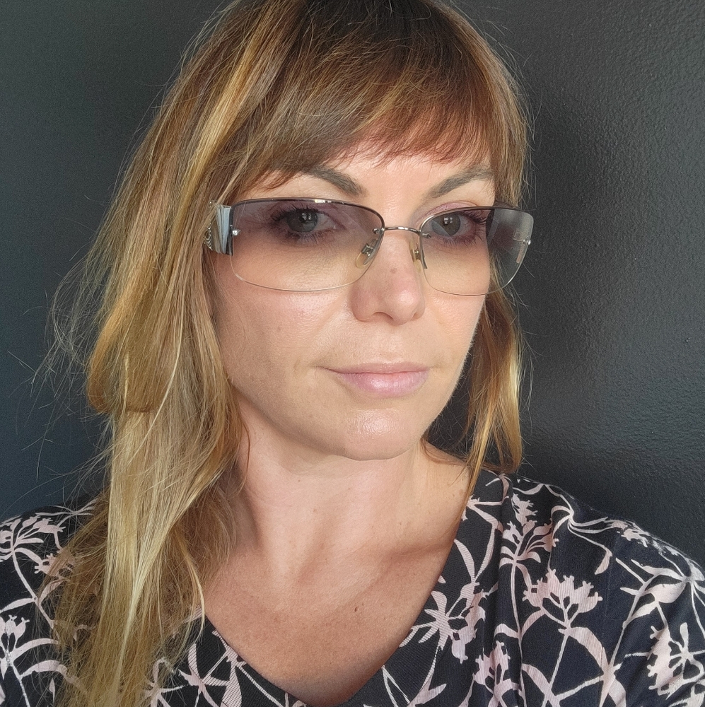 Vintage Chanel 4117-B Sunglasses - Picture 11 of 12